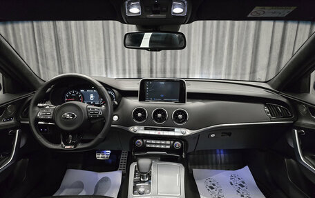 KIA Stinger I, 2018 год, 2 599 000 рублей, 13 фотография