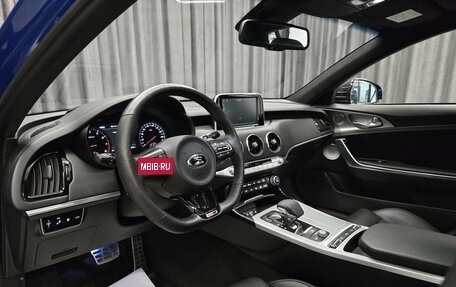 KIA Stinger I, 2018 год, 2 599 000 рублей, 11 фотография