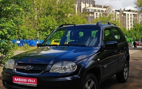 Chevrolet Niva I рестайлинг, 2015 год, 650 000 рублей, 1 фотография