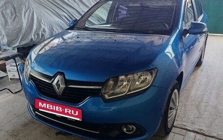 Renault Logan II, 2015 год, 365 000 рублей, 5 фотография