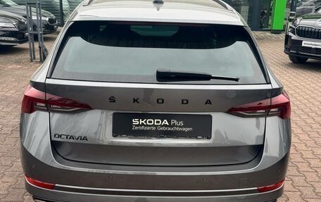 Skoda Octavia IV, 2022 год, 2 330 000 рублей, 6 фотография