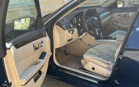 Mercedes-Benz E-Класс, 2014 год, 2 500 000 рублей, 14 фотография