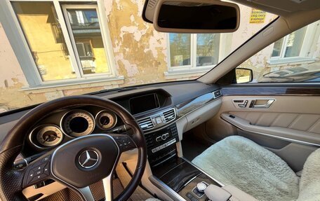 Mercedes-Benz E-Класс, 2014 год, 2 500 000 рублей, 19 фотография