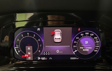 Volkswagen Golf VIII, 2022 год, 1 930 000 рублей, 10 фотография