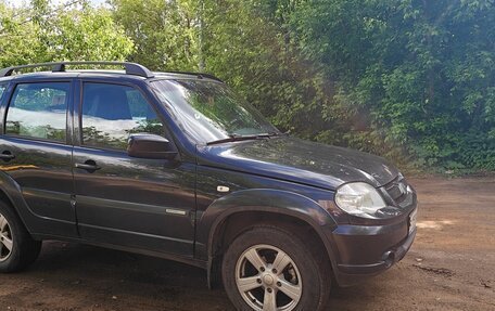 Chevrolet Niva I рестайлинг, 2015 год, 650 000 рублей, 3 фотография