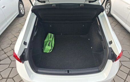 Skoda Octavia IV, 2021 год, 2 145 000 рублей, 30 фотография