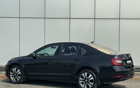 Skoda Octavia, 2017 год, 1 735 000 рублей, 2 фотография