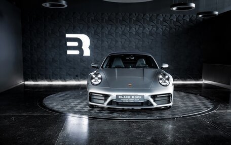 Porsche 911, 2021 год, 18 900 000 рублей, 3 фотография