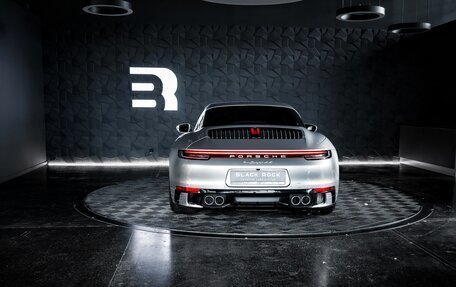 Porsche 911, 2021 год, 18 900 000 рублей, 2 фотография
