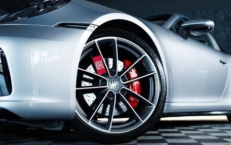Porsche 911, 2021 год, 18 900 000 рублей, 5 фотография