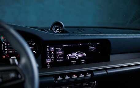 Porsche 911, 2021 год, 18 900 000 рублей, 36 фотография