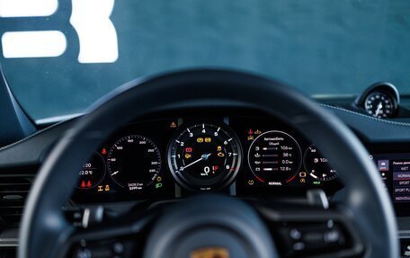 Porsche 911, 2021 год, 18 900 000 рублей, 37 фотография