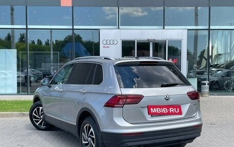 Volkswagen Tiguan II, 2018 год, 2 690 000 рублей, 7 фотография