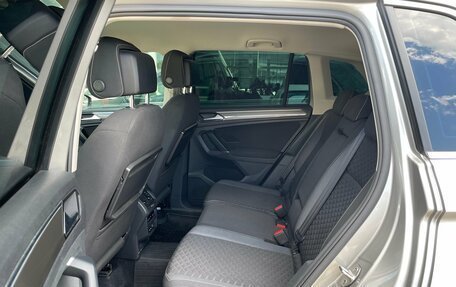Volkswagen Tiguan II, 2018 год, 2 690 000 рублей, 26 фотография
