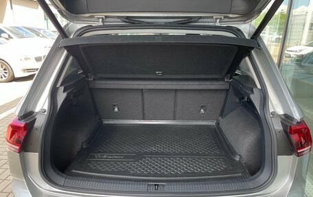 Volkswagen Tiguan II, 2018 год, 2 690 000 рублей, 30 фотография