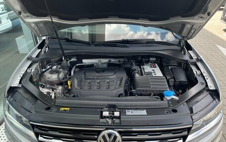 Volkswagen Tiguan II, 2018 год, 2 690 000 рублей, 34 фотография