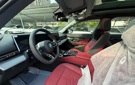 BMW 5 серия, 2026 год, 7 300 000 рублей, 9 фотография