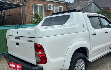 Toyota Hilux VII, 2014 год, 2 300 000 рублей, 5 фотография