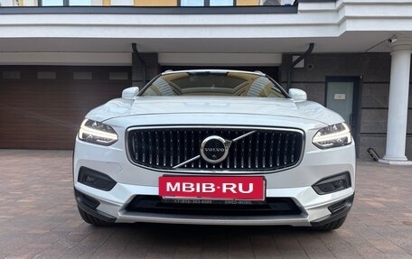 Volvo V90 Cross Country I рестайлинг, 2020 год, 4 290 000 рублей, 2 фотография