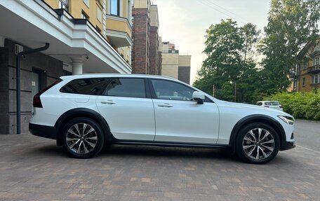 Volvo V90 Cross Country I рестайлинг, 2020 год, 4 290 000 рублей, 8 фотография
