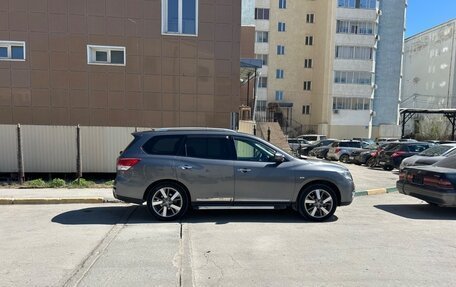 Nissan Pathfinder, 2014 год, 2 200 000 рублей, 2 фотография