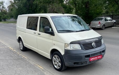 Volkswagen Transporter T5 рестайлинг, 2008 год, 875 000 рублей, 1 фотография