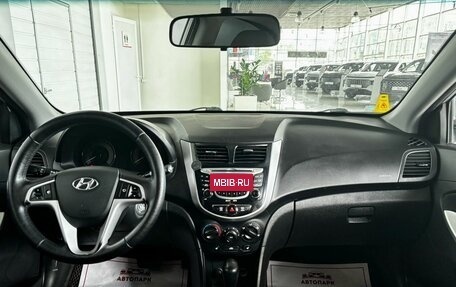 Hyundai Solaris II рестайлинг, 2013 год, 889 000 рублей, 14 фотография