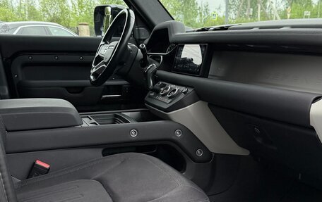 Land Rover Defender II, 2020 год, 4 150 000 рублей, 7 фотография