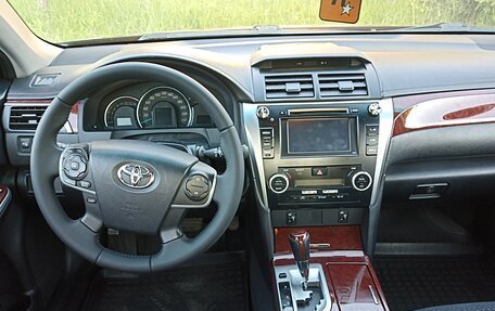 Toyota Camry, 2012 год, 1 279 000 рублей, 7 фотография
