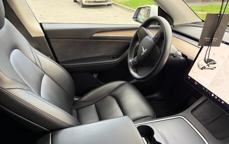 Tesla Model Y I, 2021 год, 3 500 000 рублей, 11 фотография