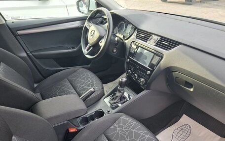 Skoda Octavia, 2019 год, 2 060 000 рублей, 13 фотография