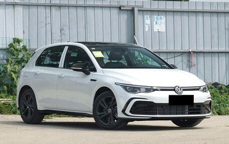Volkswagen Golf VIII, 2022 год, 2 052 000 рублей, 3 фотография