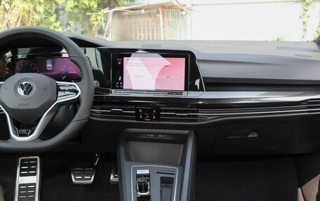 Volkswagen Golf VIII, 2022 год, 2 052 000 рублей, 23 фотография