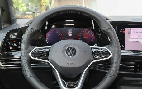 Volkswagen Golf VIII, 2022 год, 2 052 000 рублей, 22 фотография