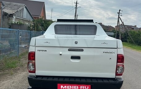 Toyota Hilux VII, 2014 год, 2 300 000 рублей, 6 фотография