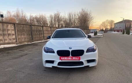 BMW 5 серия, 2012 год, 1 600 000 рублей, 2 фотография