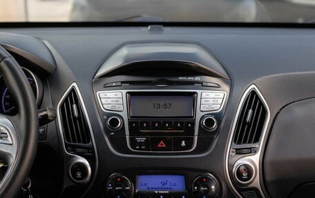 Hyundai ix35 I рестайлинг, 2010 год, 1 200 000 рублей, 14 фотография