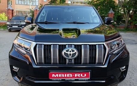 Toyota Land Cruiser Prado 150 рестайлинг 2, 2018 год, 4 900 000 рублей, 1 фотография