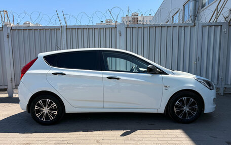 Hyundai Solaris II рестайлинг, 2015 год, 1 098 000 рублей, 6 фотография