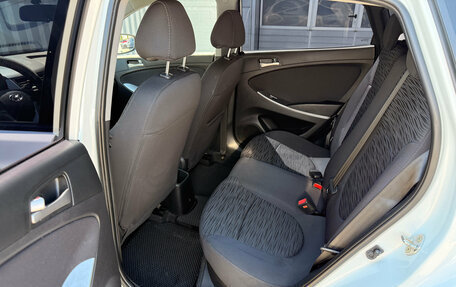 Hyundai Solaris II рестайлинг, 2015 год, 1 098 000 рублей, 13 фотография