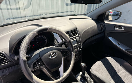 Hyundai Solaris II рестайлинг, 2015 год, 1 098 000 рублей, 14 фотография