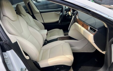 Tesla Model S I, 2017 год, 2 645 000 рублей, 17 фотография