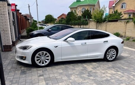 Tesla Model S I, 2017 год, 2 645 000 рублей, 10 фотография