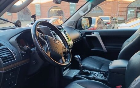 Toyota Land Cruiser Prado 150 рестайлинг 2, 2018 год, 4 900 000 рублей, 4 фотография