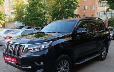 Toyota Land Cruiser Prado 150 рестайлинг 2, 2018 год, 4 900 000 рублей, 2 фотография
