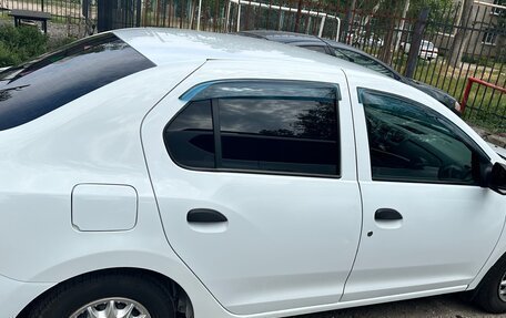 Renault Logan II, 2018 год, 490 000 рублей, 3 фотография