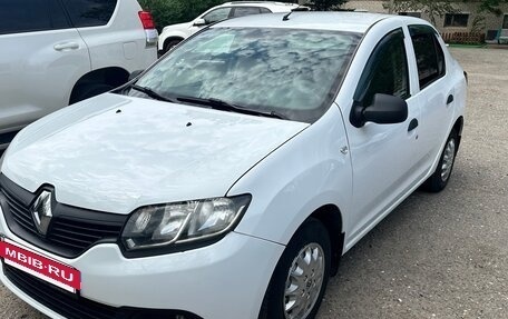 Renault Logan II, 2018 год, 490 000 рублей, 8 фотография