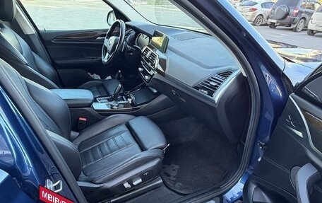 BMW X3, 2017 год, 4 000 000 рублей, 13 фотография