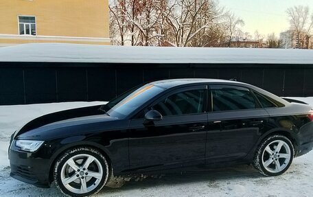 Audi A4, 2018 год, 2 210 000 рублей, 2 фотография