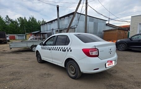 Renault Logan II, 2018 год, 310 000 рублей, 5 фотография